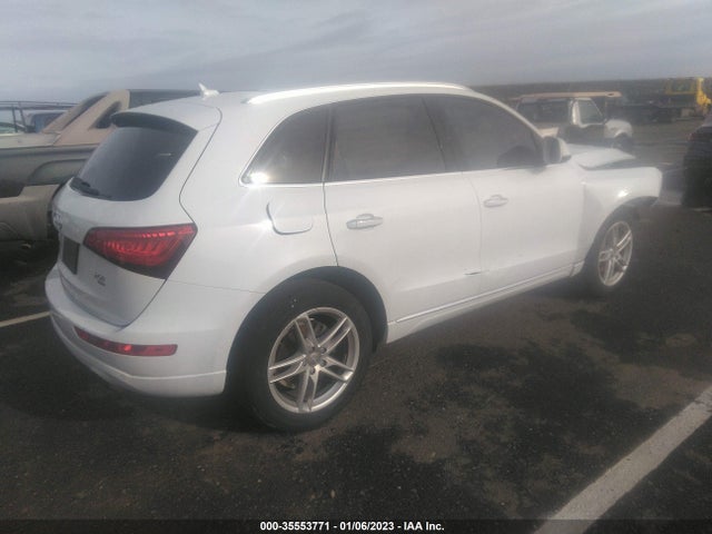 WA1LFAFP6FA009174 Audi Q5 Premium Plus