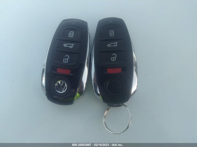 WVGEF9BP8ED008913 Volkswagen Touareg Sport