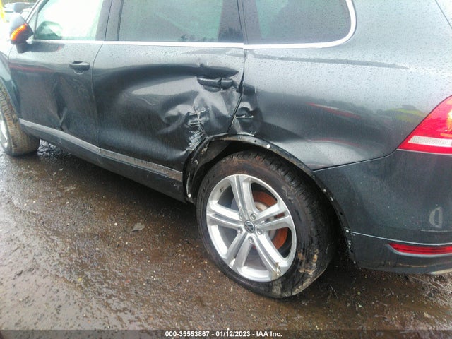 WVGEF9BP8ED008913 Volkswagen Touareg Sport