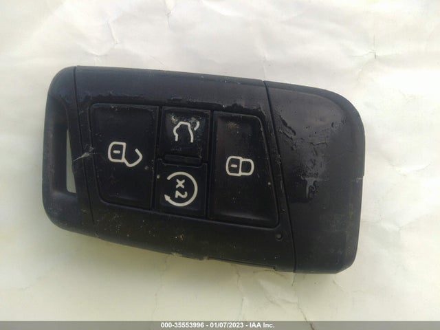 2022 Volkswagen Taos, VIN: 3VVRX7B21NM011220