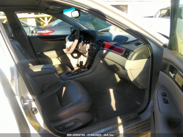 Lexus ES 300 2003 JTHBF30G836019336 Image 6