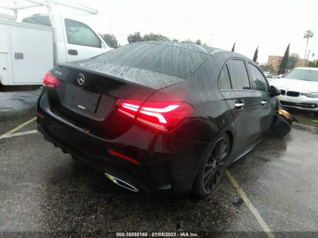 WDD3G4EB4KW025855 Mercedes-Benz A-class A 220