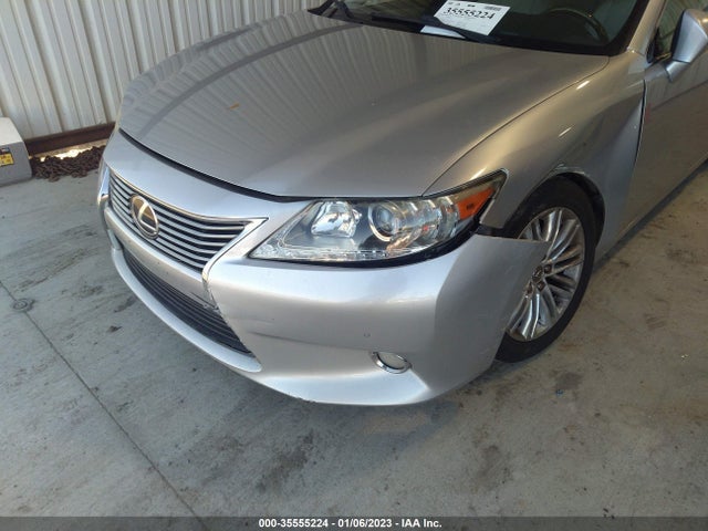 2013 LEXUS ES 350 4DR SDN VIN: JTHBK1GG3D2014544