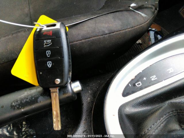KNDJN2A2XG7837891 KIA Soul Base