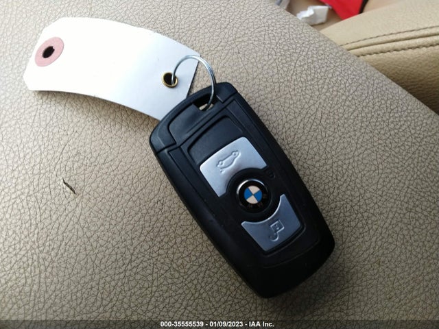 BMW 3 Series 328i 2014 WBA3A5C57EF604998 Image 3