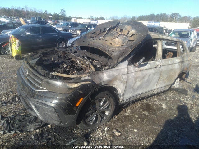3VV3B7AXXPM021135 Volkswagen TIGUAN SE