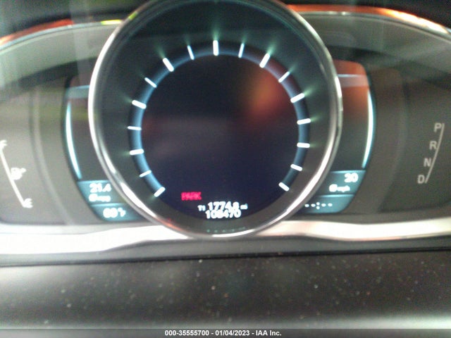 2015 Volvo XC60, VIN: YV440MDB6F2613707