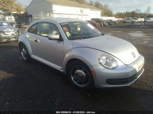 2015 Volkswagen Beetle, VIN: 3VWF17AT4FM606719