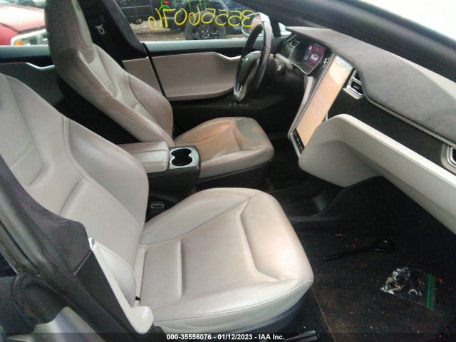 2015 Tesla Model S, VIN: 5YJSA1H24FFP74988