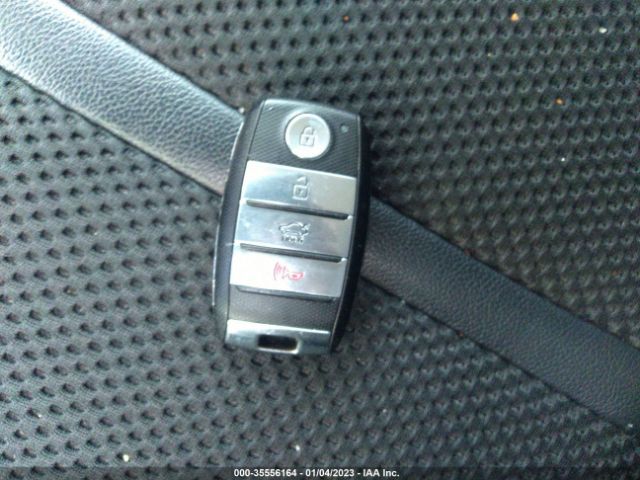 5XXGT4L34KG280588 KIA Optima S