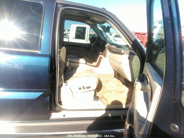Cadillac Escalade 2004 1GYEK63N04R152768 Image 10