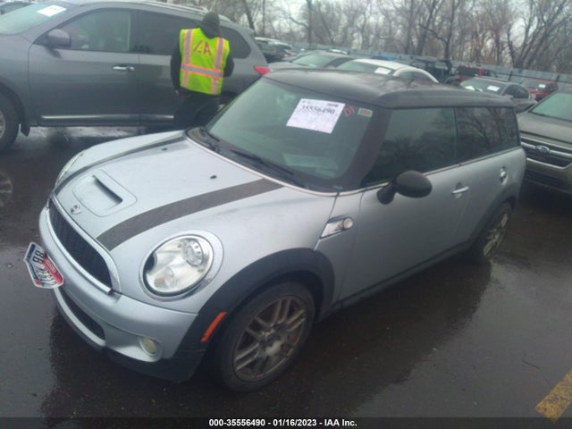 Mini Cooper Clubman S 2010 WMWMM3C57ATP76072 Image 2