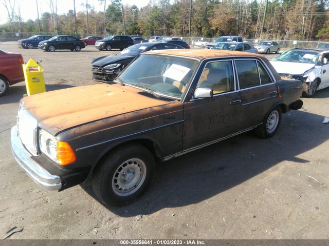 1985 MERCEDES-BENZ 300 DT VIN: WDBAB33C6FA207791