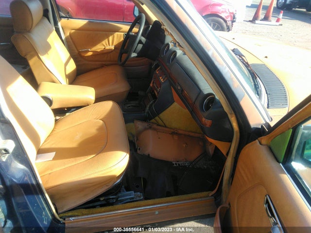 1985 MERCEDES-BENZ 300 DT VIN: WDBAB33C6FA207791