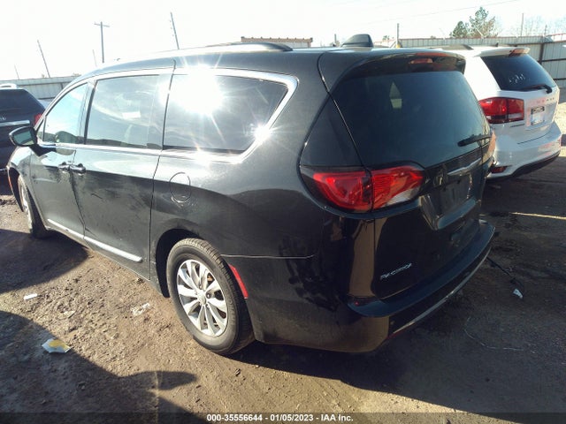 2017 Chrysler Pacifica, VIN: 2C4RC1BG3HR621782