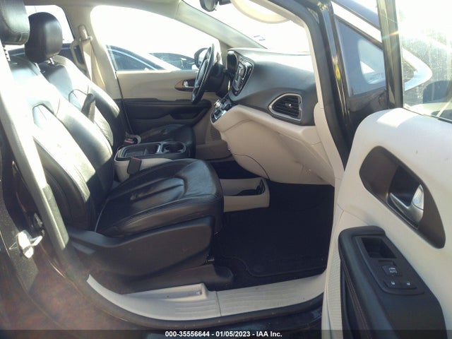 2017 Chrysler Pacifica, VIN: 2C4RC1BG3HR621782