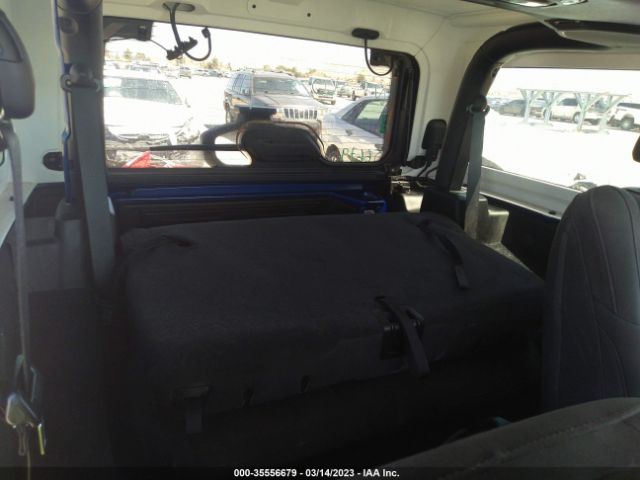 1C4GJXAN8LW272702 Jeep Wrangler Sport