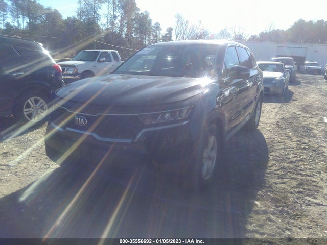 KIA SORENTO LX 2021 5XYRG4LCXMG027724 Image 2
