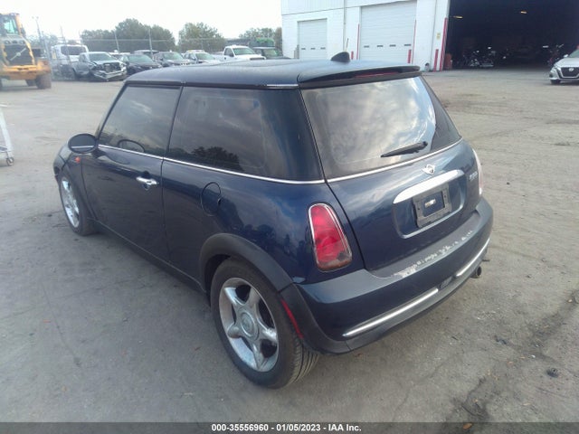 2006 MINI COOPER HARDTOP VIN: WMWRC33586TK17467