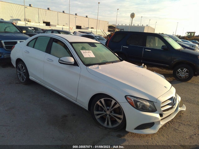 2016 Mercedes-Benz C-Class, VIN: 55SWF4KBXGU121322