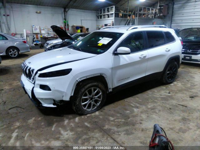 1C4PJMCB9FW715333 Jeep Cherokee Latitude