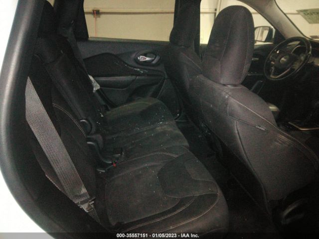 1C4PJMCB9FW715333 Jeep Cherokee Latitude