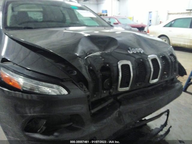 1C4PJMCS0EW272360 Jeep Cherokee Latitude