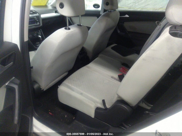 Volkswagen TIGUAN S 2019 3VV1B7AX6KM071188 Image 10