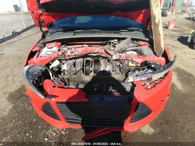 Ford FOCUS SE 2014 1FADP3K20EL139585 Image 10