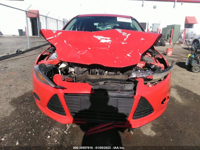 Ford FOCUS SE 2014 1FADP3K20EL139585 Image 6
