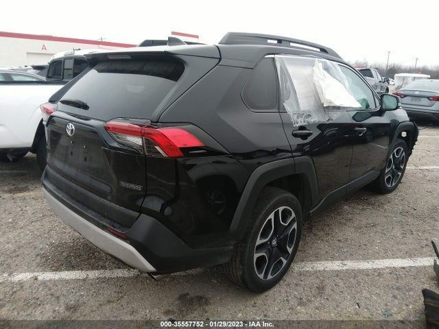 2021 Toyota RAV4, VIN: 2T3J1RFV4MW158576