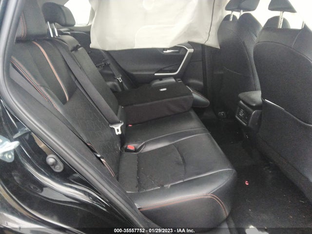 2021 Toyota RAV4, VIN: 2T3J1RFV4MW158576