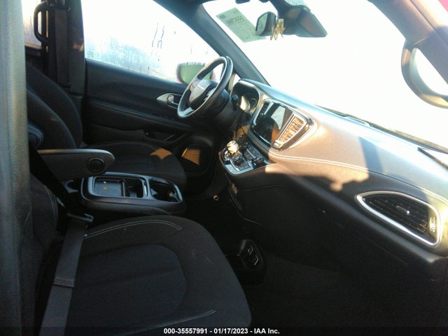 2021 Chrysler Pacifica Hybrid, VIN: 2C4RC1R76MR568866