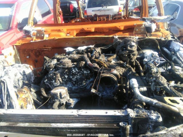 1C4HJXENXKW588471 Jeep Wrangler Unlimited Sahara