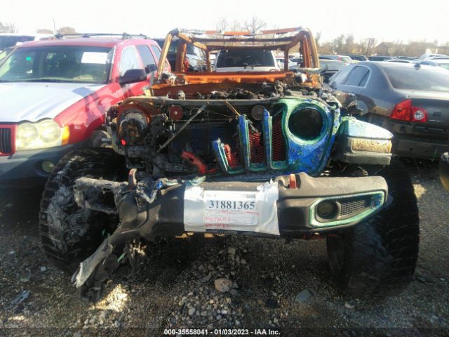 1C4HJXENXKW588471 Jeep Wrangler Unlimited Sahara