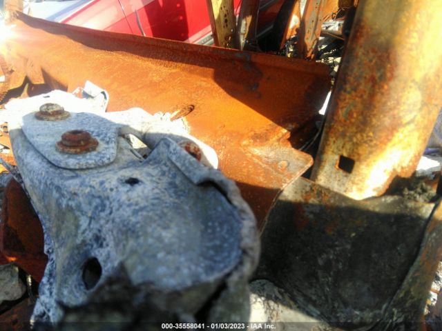1C4HJXENXKW588471 Jeep Wrangler Unlimited Sahara