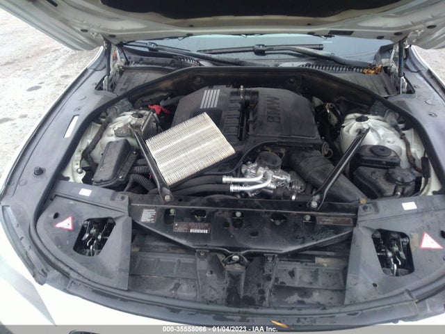 BMW 7 Series 740i 2012 WBAKA4C54CC613694 Image 11