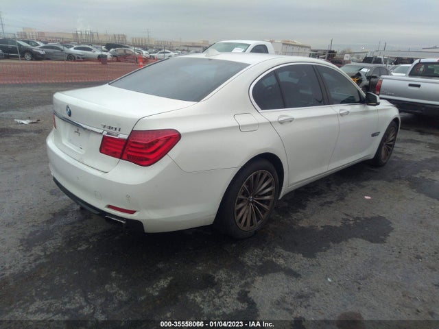 BMW 7 Series 740i 2012 WBAKA4C54CC613694 Image 5
