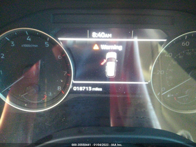 JA4J3TA81NZ031868 Mitsubishi Outlander Es