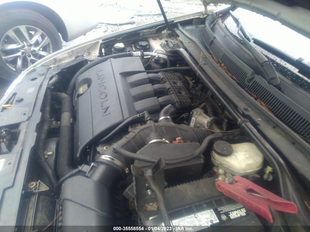 Lincoln MKS 2009 1LNHM93R59G619439 Image 11