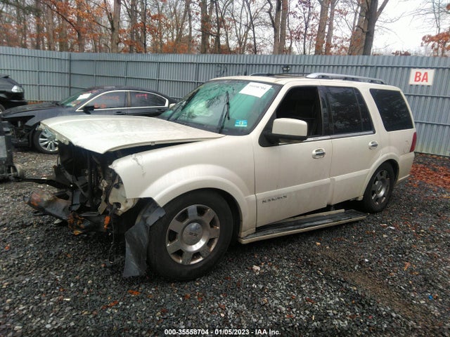 Lincoln Navigator 2006 5LMFU28546LJ19079 Image 2