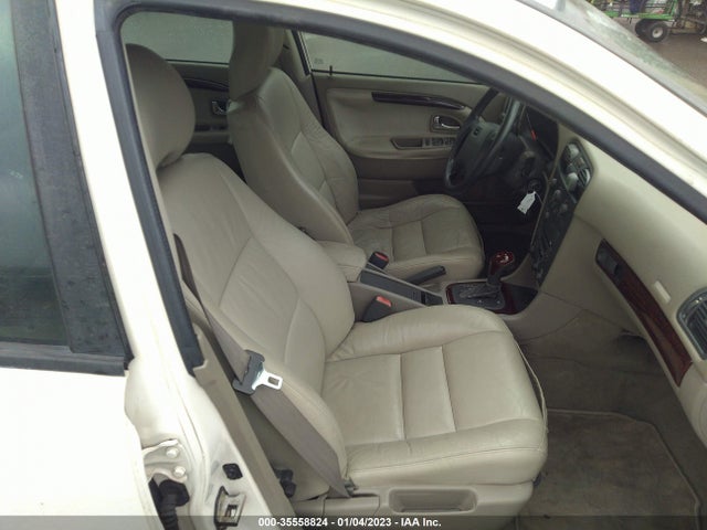 2001 VOLVO S40 VIN: YV1VS29541F672727
