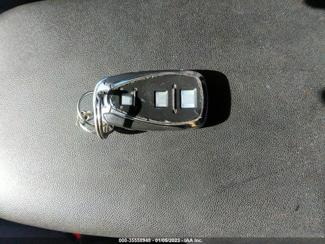 Chevrolet EQUINOX LT 2018 2GNAXSEV7J6291807 Image 3