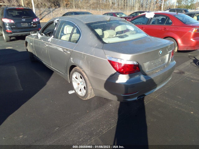 BMW 5 Series 528i 2010 WBANU5C5XAC127124 Image 4