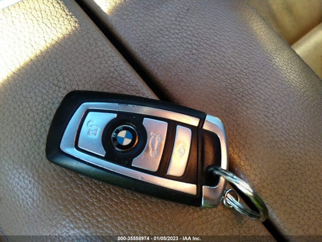 BMW 7 Series 740i 2012 WBAKA4C55CC613803 Image 3