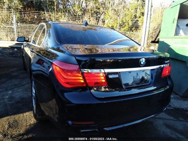 BMW 7 Series 740i 2012 WBAKA4C55CC613803 Image 4