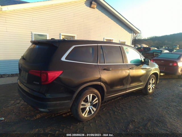 2017 Honda Pilot, VIN: 5FNYF6H58HB096672