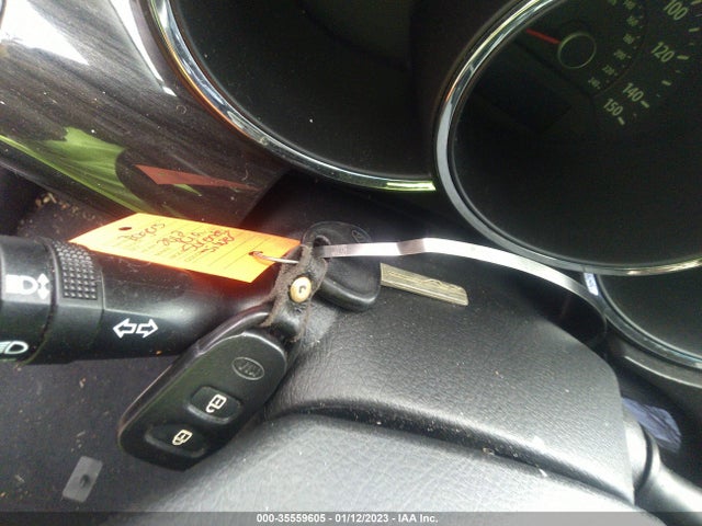 2012 KIA SORENTO LX VIN: 5XYKT3A10CG270465