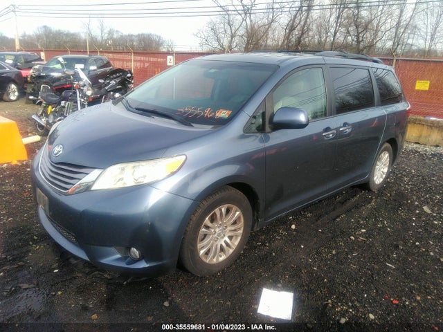 2015 Toyota Sienna, VIN: 5TDYK3DC4FS660289