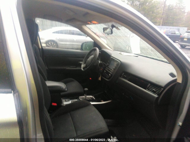 JA4AD2A33KZ016795 Mitsubishi Outlander Es